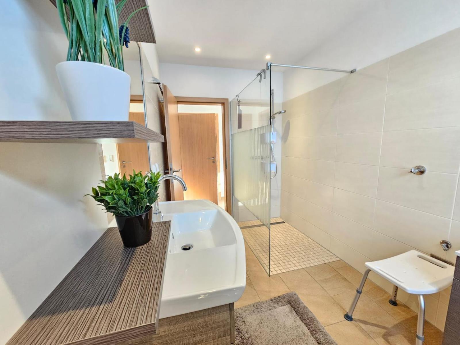 Strandperle Og Apartment
